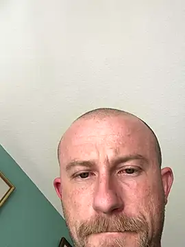 BIGWHITECOCKDOC36 online show from October 27, 2025, 9:30 pm