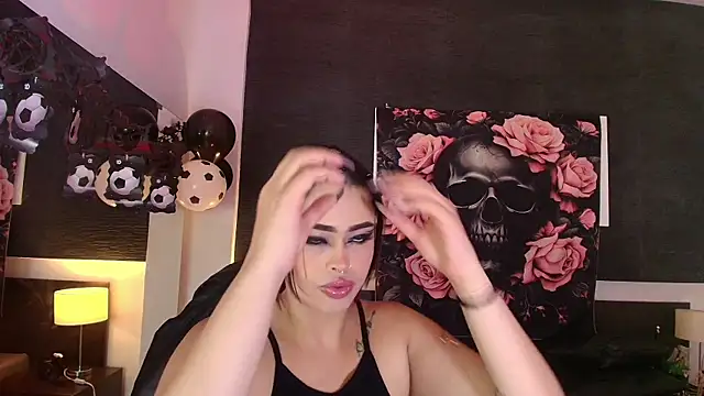 EvaaFoxxy1 online show from June 26, 2026, 12:09 pm