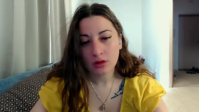 Helen Adams  online show from May 7, 2026, 5:35 am
