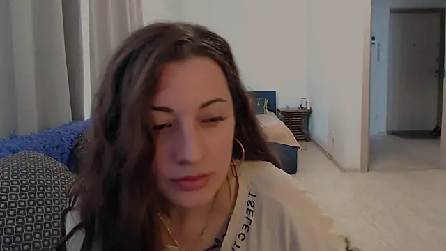 Helen Adams  online show from July 7, 2026, 7:34 am