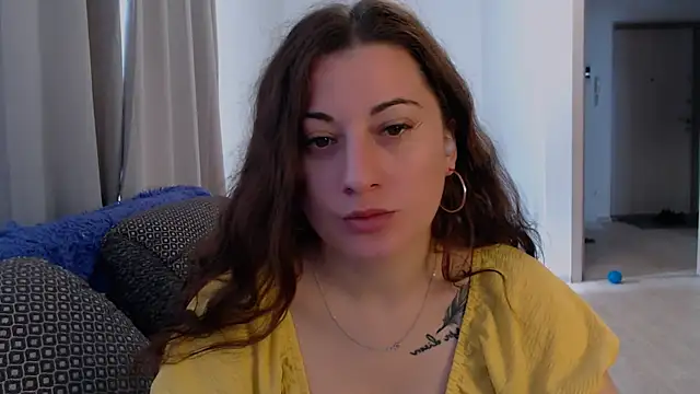 Helen Adams  online show from July 9, 2026, 5:44 am