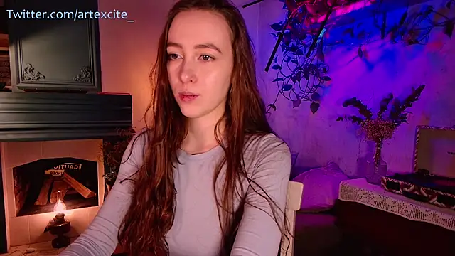 artexcite online show from March 15, 2025, 4:02 am