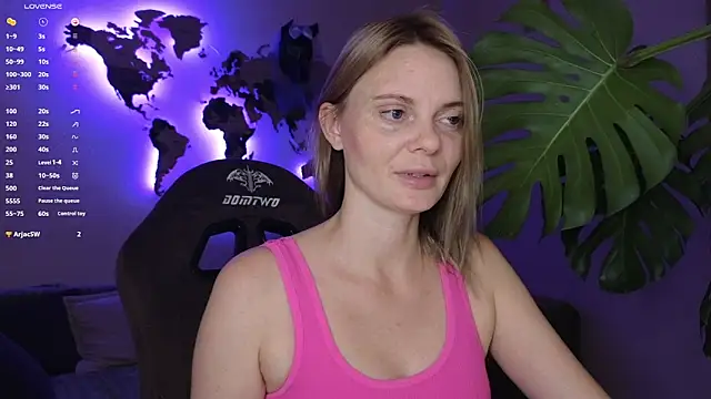 Snapshot of Sam_Klaus chatting on October 10, 2025, 8:52 pm Sam Klaus online show from October 10, 2025, 8:52 pm