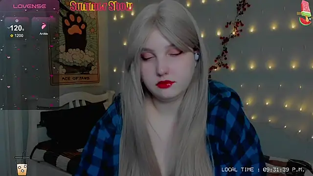 Snapshot of Crystal_Chris chatting on January 13, 2025, 7:31 pm Crystal Chris online show from January 13, 2025, 7:31 pm