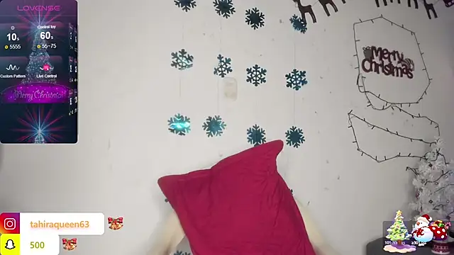 Snapshot of Tahira_21_ chatting on December 29, 2024, 7:43 pm Tahira 21  online show from December 29, 2024, 7:43 pm