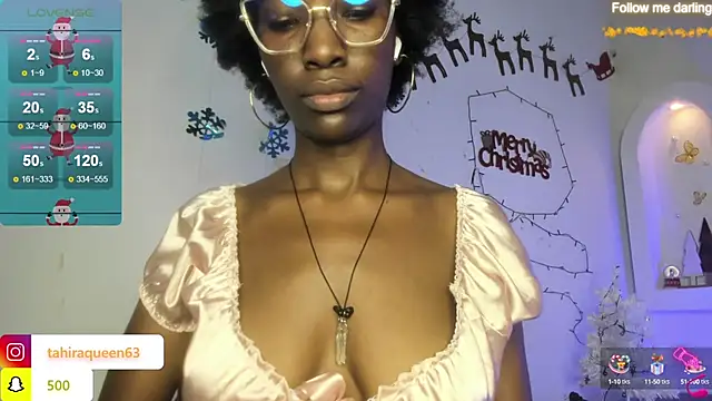 Snapshot of Tahira_21_ chatting on January 3, 2025, 10:29 pm Tahira 21  online show from January 3, 2025, 10:29 pm