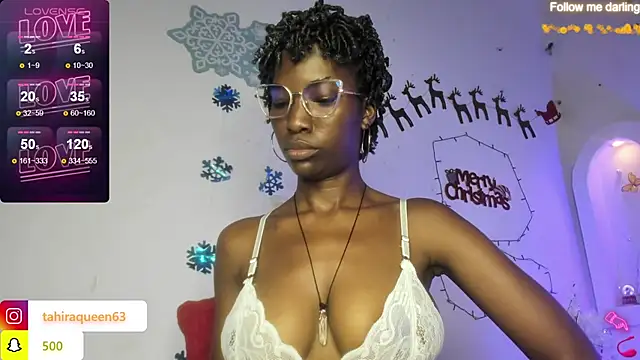 Snapshot of Tahira_21_ chatting on January 6, 2025, 7:35 pm Tahira 21  online show from January 6, 2025, 7:35 pm