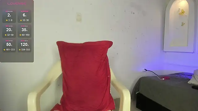 Snapshot of Tahira_21_ chatting on January 17, 2025, 10:23 pm Tahira 21  online show from January 17, 2025, 10:23 pm