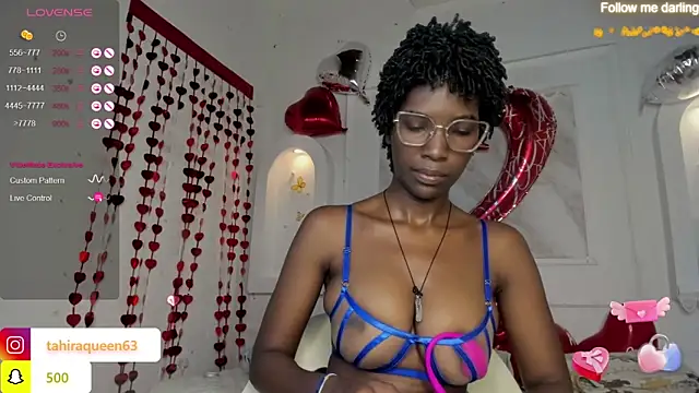 Snapshot of Tahira_21_ chatting on February 10, 2025, 10:19 pm Tahira 21  online show from February 10, 2025, 10:19 pm