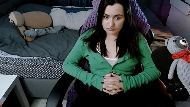 Snapshot of KiraYammy chatting on January 17, 2025, 1:36 am KiraYammy online show from January 17, 2025, 1:36 am