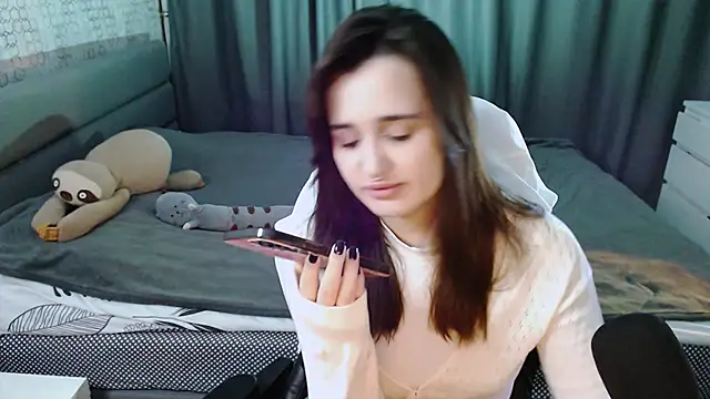 Snapshot of KiraYammy chatting on March 17, 2025, 9:45 pm KiraYammy online show from March 17, 2025, 9:45 pm