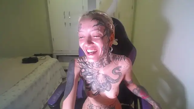 Snapshot of barbara_anal_squirt_ chatting on October 15, 2025, 8:42 pm barbara anal squirt  online show from October 15, 2025, 8:42 pm