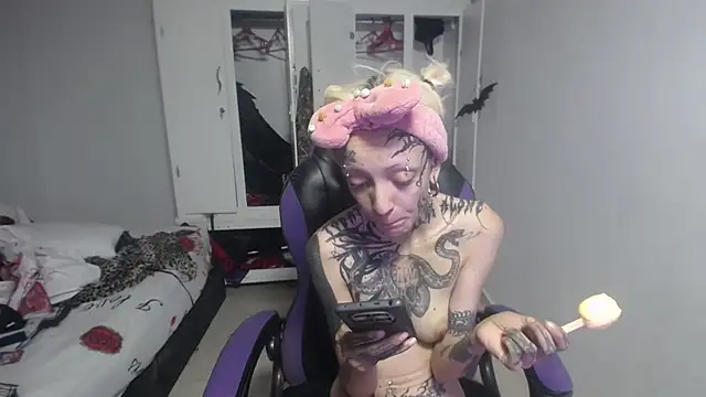 Snapshot of barbara_anal_squirt_ chatting on October 26, 2025, 3:23 am barbara anal squirt  online show from October 26, 2025, 3:23 am