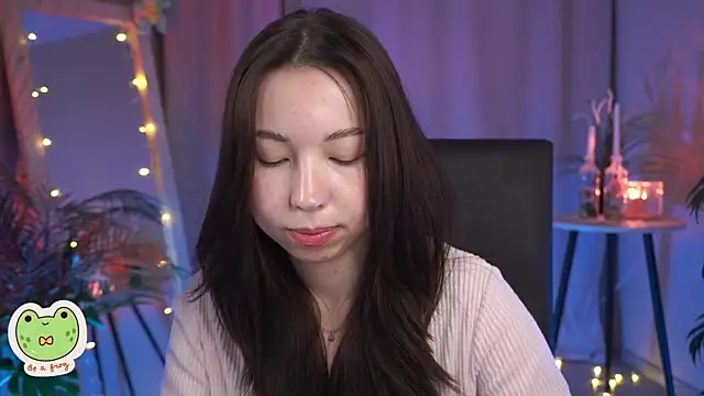 Sarah Son online show from February 10, 2025, 8:42 am