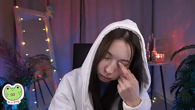 Sarah Son online show from February 11, 2025, 11:54 am