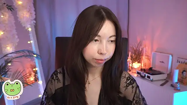 Sarah Son online show from March 2, 2025, 5:33 am