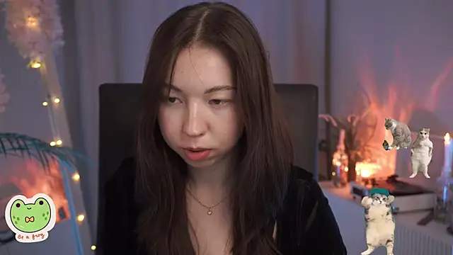 Sarah Son online show from March 5, 2025, 8:43 am