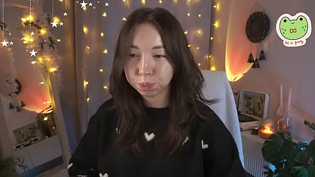 Sarah Son online show from October 6, 2025, 5:49 am