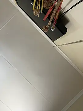 Gifttheskimaskboy online show from February 25, 2026, 7:40 am