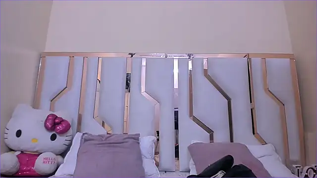 TifanyChill online show from September 25, 2025, 7:50 pm