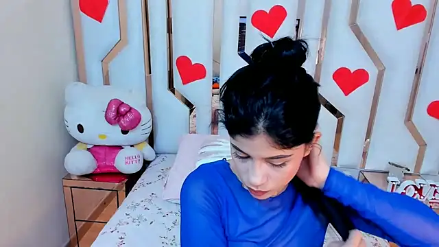 TifanyChill online show from February 16, 2026, 7:43 pm