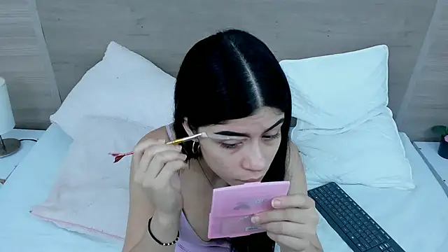 TifanyChill online show from March 6, 2026, 2:35 pm