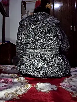 Snapshot of altinya chatting on February 15, 2026, 7:32 pm altinya online show from February 15, 2026, 7:32 pm