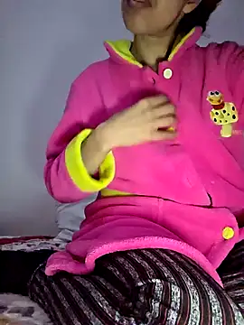 Snapshot of altinya chatting on March 1, 2026, 7:43 am altinya online show from March 1, 2026, 7:43 am