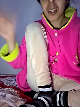 Snapshot of altinya chatting on March 4, 2026, 6:19 am altinya online show from March 4, 2026, 6:19 am