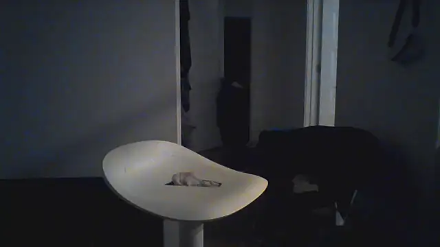 Snapshot of L0cKyseven77 chatting on January 20, 2025, 4:10 am L0cKyseven77 online show from January 20, 2025, 4:10 am