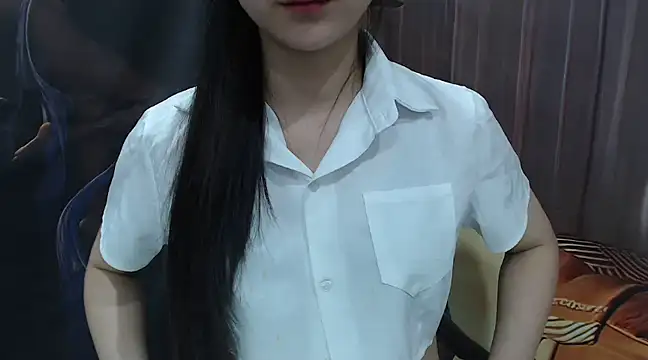 Snapshot of KaleAnisa chatting on January 25, 2025, 7:28 am KaleAnisa online show from January 25, 2025, 7:28 am