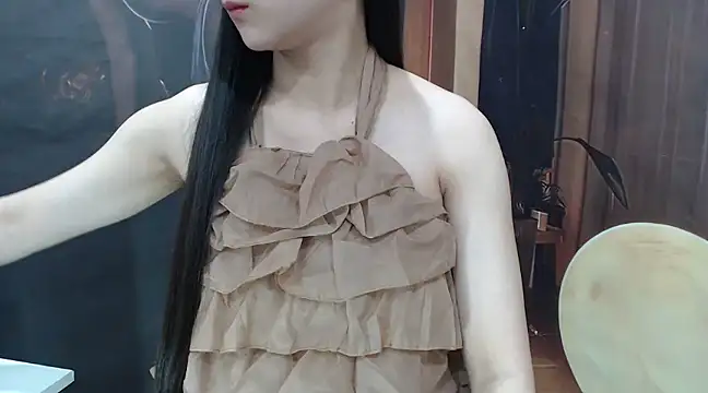 Snapshot of KaleAnisa chatting on March 5, 2025, 4:34 am KaleAnisa online show from March 5, 2025, 4:34 am