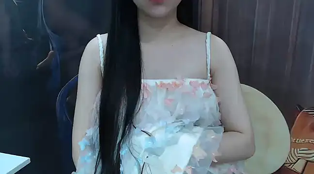 Snapshot of KaleAnisa chatting on March 8, 2025, 10:43 am KaleAnisa online show from March 8, 2025, 10:43 am