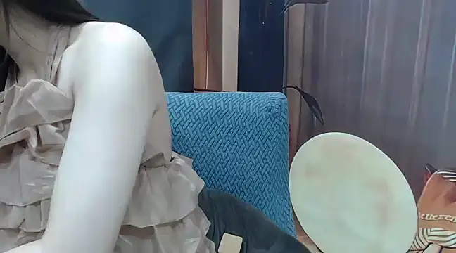Snapshot of KaleAnisa chatting on March 10, 2025, 1:23 am KaleAnisa online show from March 10, 2025, 1:23 am