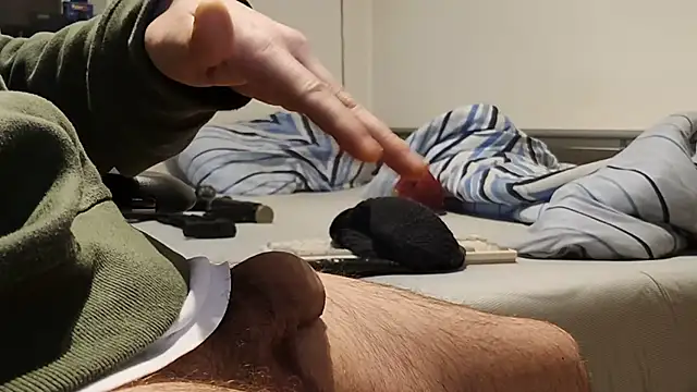 Snapshot of Alphapimmelchen chatting on January 1, 2025, 1:04 am Alphapimmelchen online show from January 1, 2025, 1:04 am