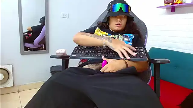 snowflake xxx online show from December 21, 2024, 12:09 am
