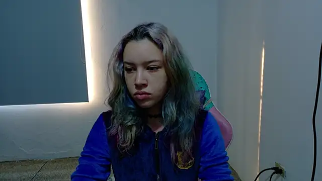 WandaDoll online show from March 24, 2026, 12:10 pm