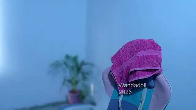 WandaDoll online show from June 12, 2026, 12:15 pm