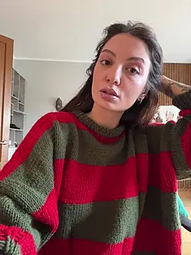 Snapshot of BabeRainbow chatting on October 2, 2025, 9:49 am BabeRainbow online show from October 2, 2025, 9:49 am