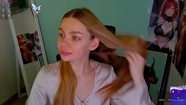 Snapshot of Molly_sweetie chatting on December 8, 2024, 6:43 am Molly sweetie online show from December 8, 2024, 6:43 am