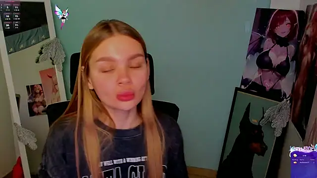 Snapshot of Molly_sweetie chatting on December 12, 2024, 10:24 am Molly sweetie online show from December 12, 2024, 10:24 am