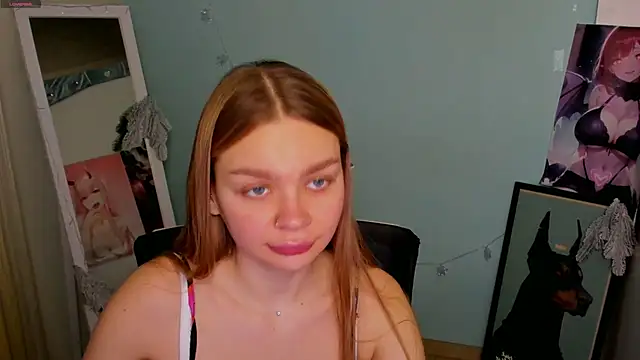 Snapshot of Molly_sweetie chatting on December 30, 2024, 6:42 am Molly sweetie online show from December 30, 2024, 6:42 am