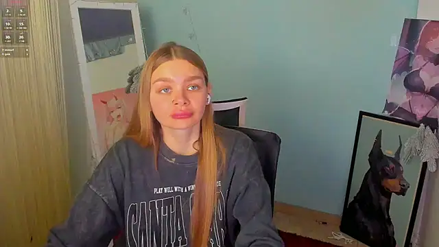 Snapshot of Molly_sweetie chatting on January 20, 2025, 10:07 am Molly sweetie online show from January 20, 2025, 10:07 am