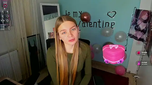 Snapshot of Molly_sweetie chatting on February 17, 2025, 10:07 am Molly sweetie online show from February 17, 2025, 10:07 am