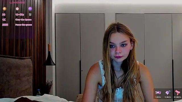 Molly sweetie online show from September 25, 2025, 6:17 am