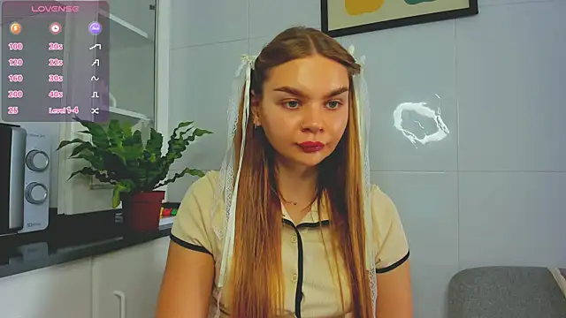 Molly sweetie online show from June 12, 2026, 1:10 pm