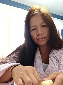 XLennaMX online show from January 18, 2026, 6:23 pm