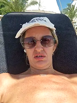Snapshot of Miss____Mia_ chatting on June 11, 2026, 8:45 am Miss Mia online show from June 11, 2026, 8:45 am