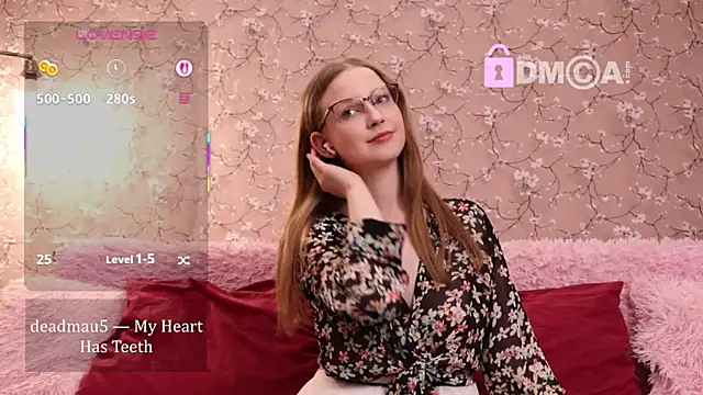 Snapshot of steffania- chatting on October 18, 2025, 12:17 pm steffania- online show from October 18, 2025, 12:17 pm