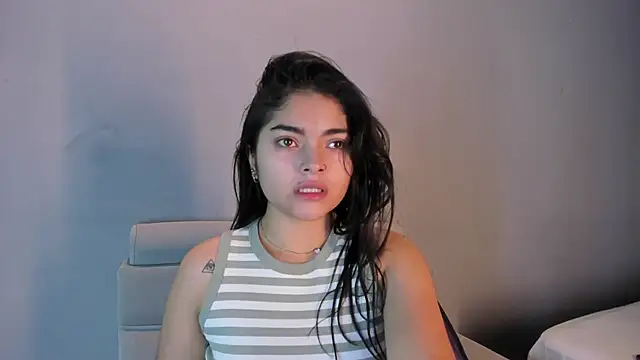 GiselOrtiz online show from January 13, 2025, 11:08 am